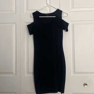 Slimming off the shoulder black dress